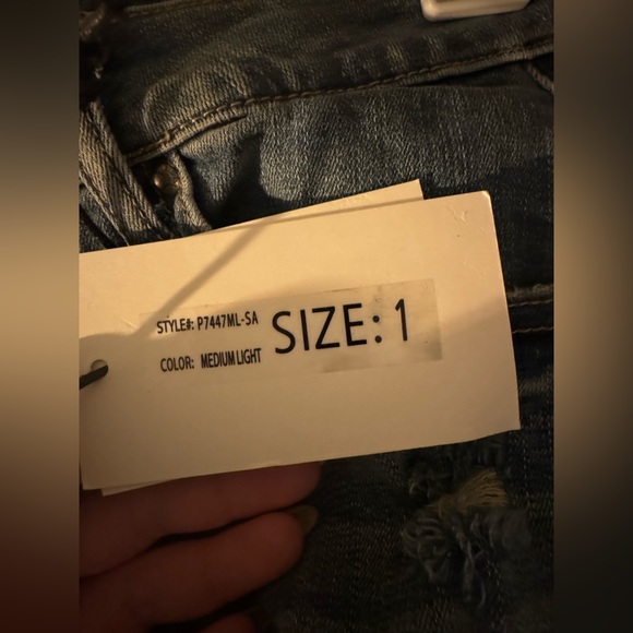 NWT Special A Distressed Skinny Jeans Size 1 - Picture 8 of 9